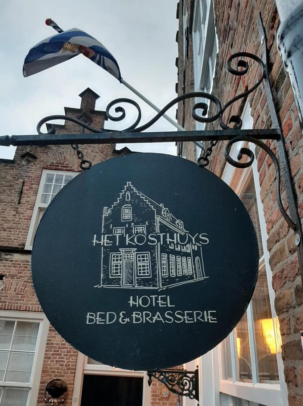 Bed & Brasserie Het Kosthuys Sint-Maartensdijk Bagian luar foto